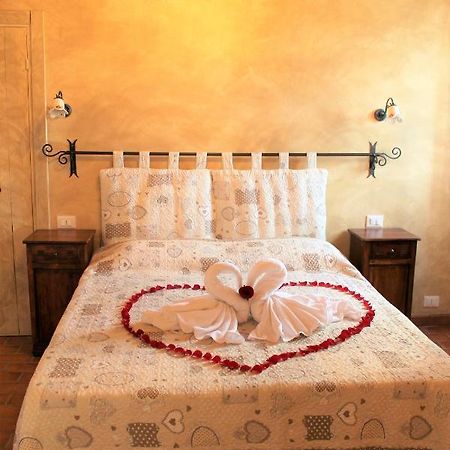 Roncoferraro La Casa Delle Rondini B&B 외부 사진