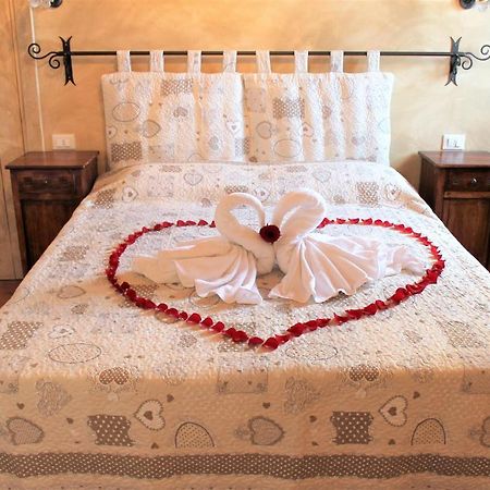 Roncoferraro La Casa Delle Rondini B&B 외부 사진