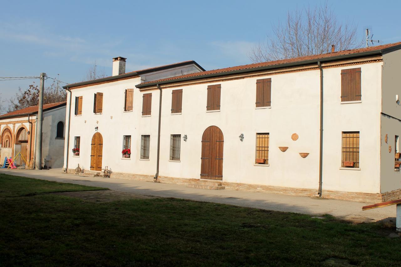Roncoferraro La Casa Delle Rondini B&B 외부 사진