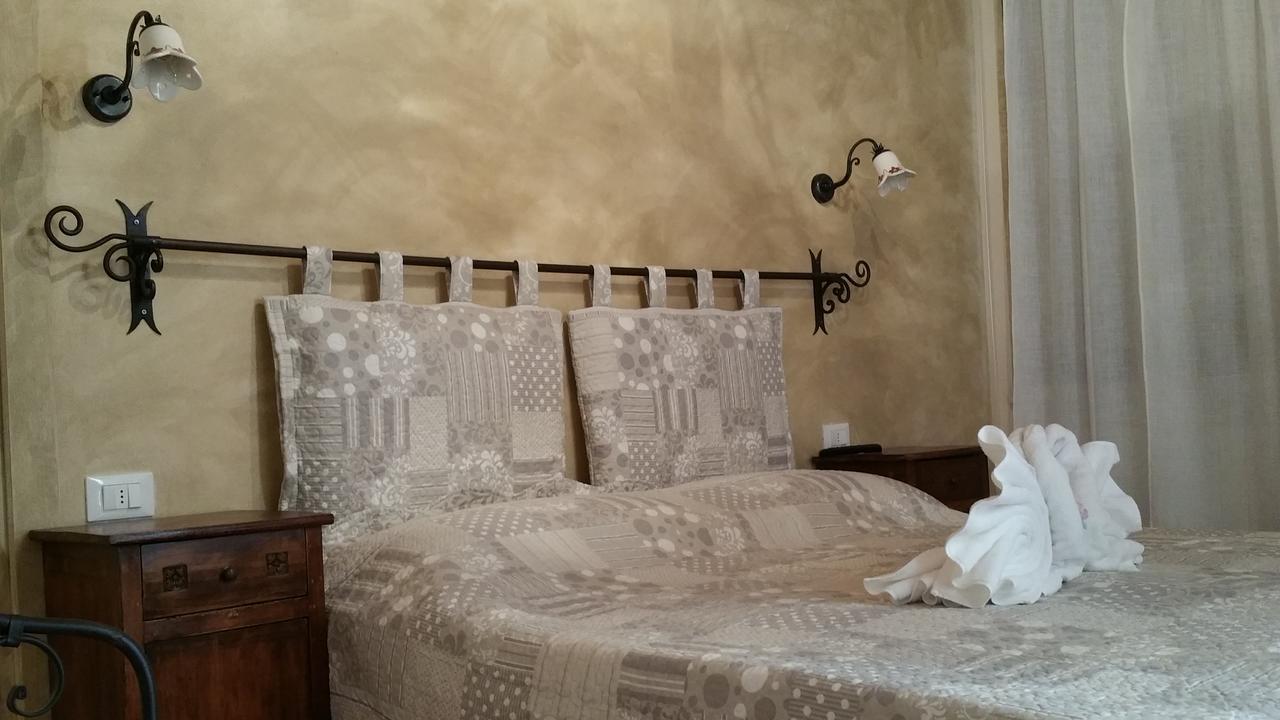 Roncoferraro La Casa Delle Rondini B&B 외부 사진