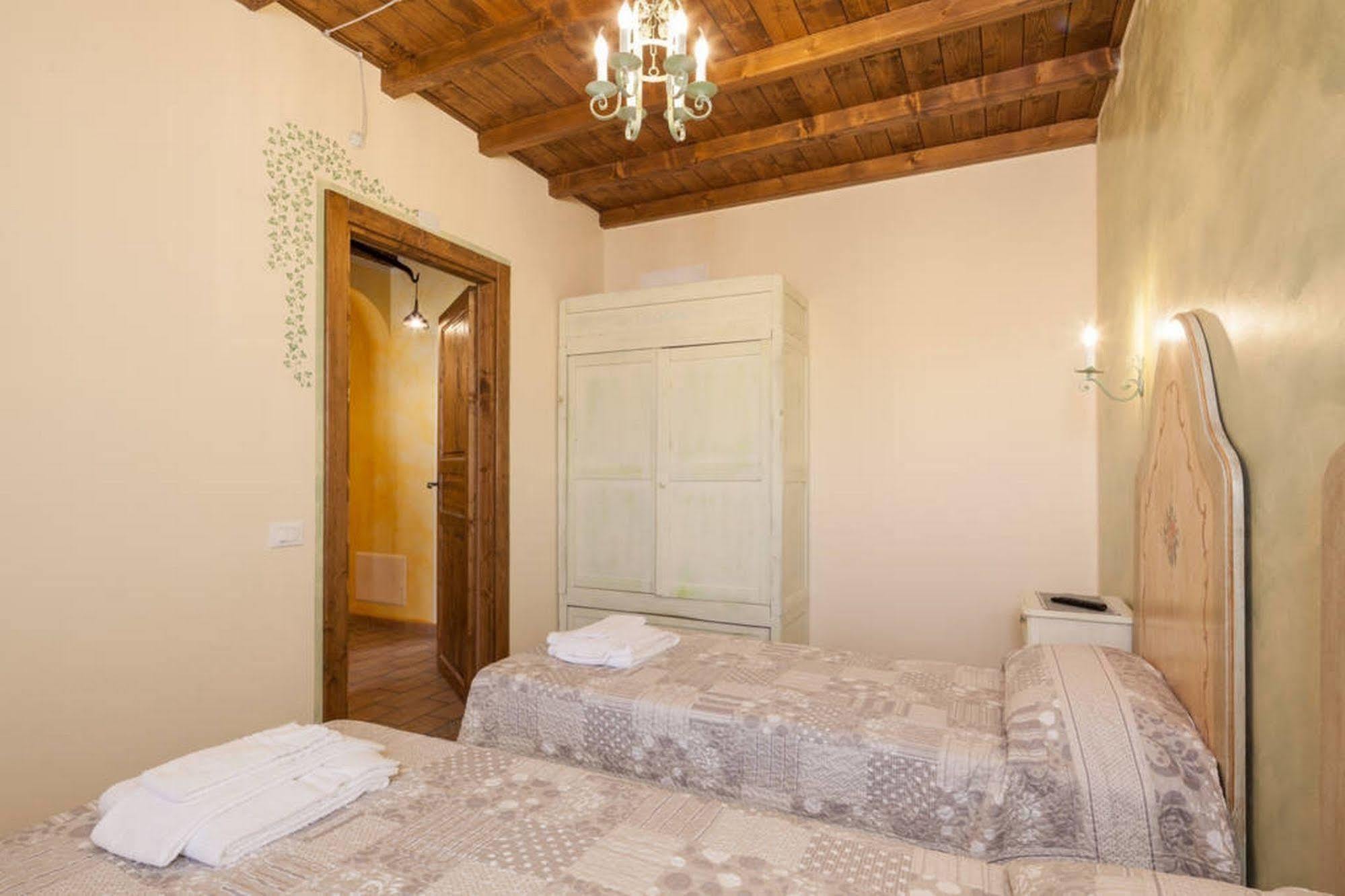 Roncoferraro La Casa Delle Rondini B&B 외부 사진
