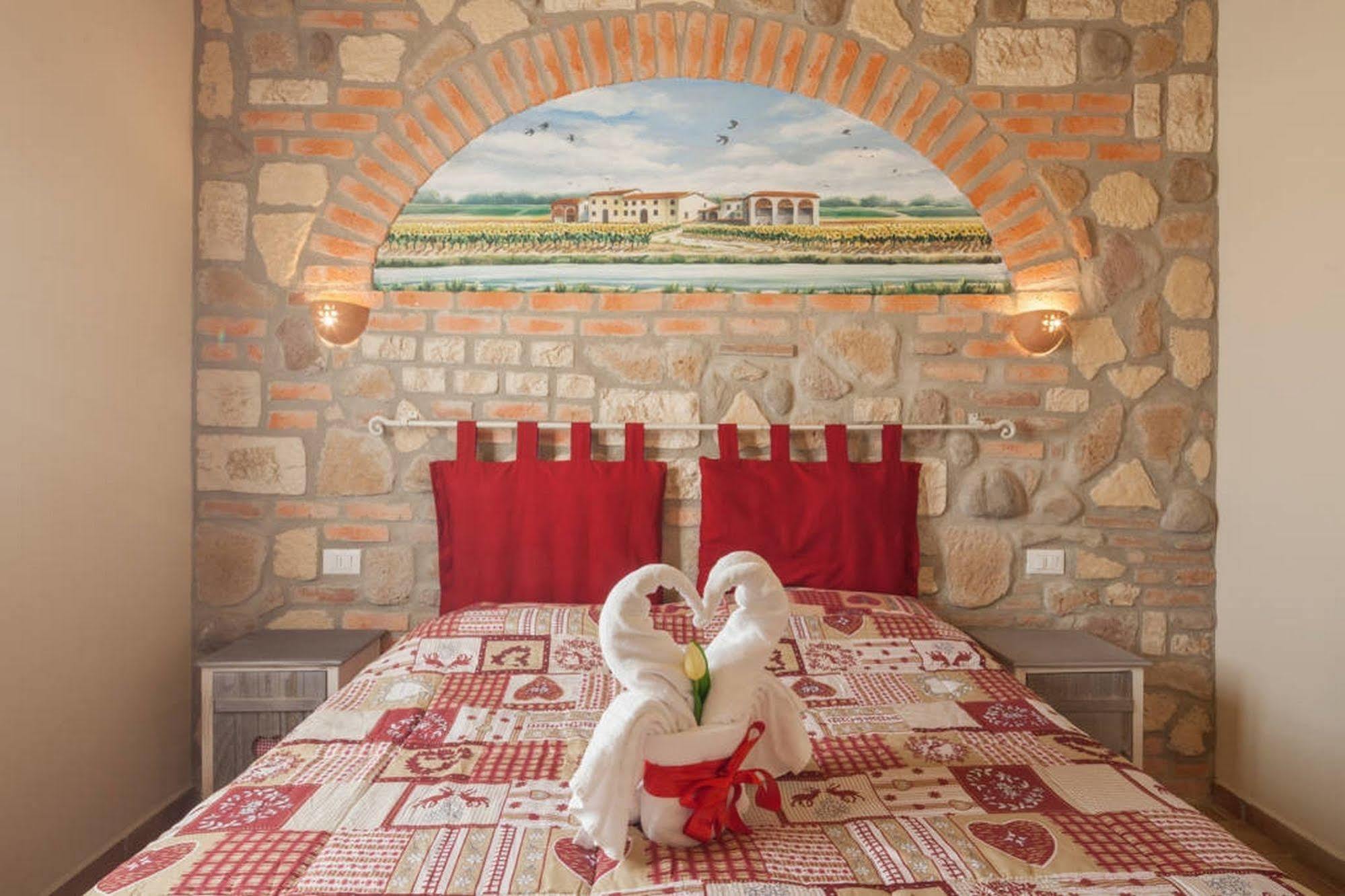 Roncoferraro La Casa Delle Rondini B&B 외부 사진