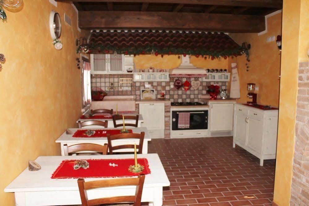 Roncoferraro La Casa Delle Rondini B&B 외부 사진