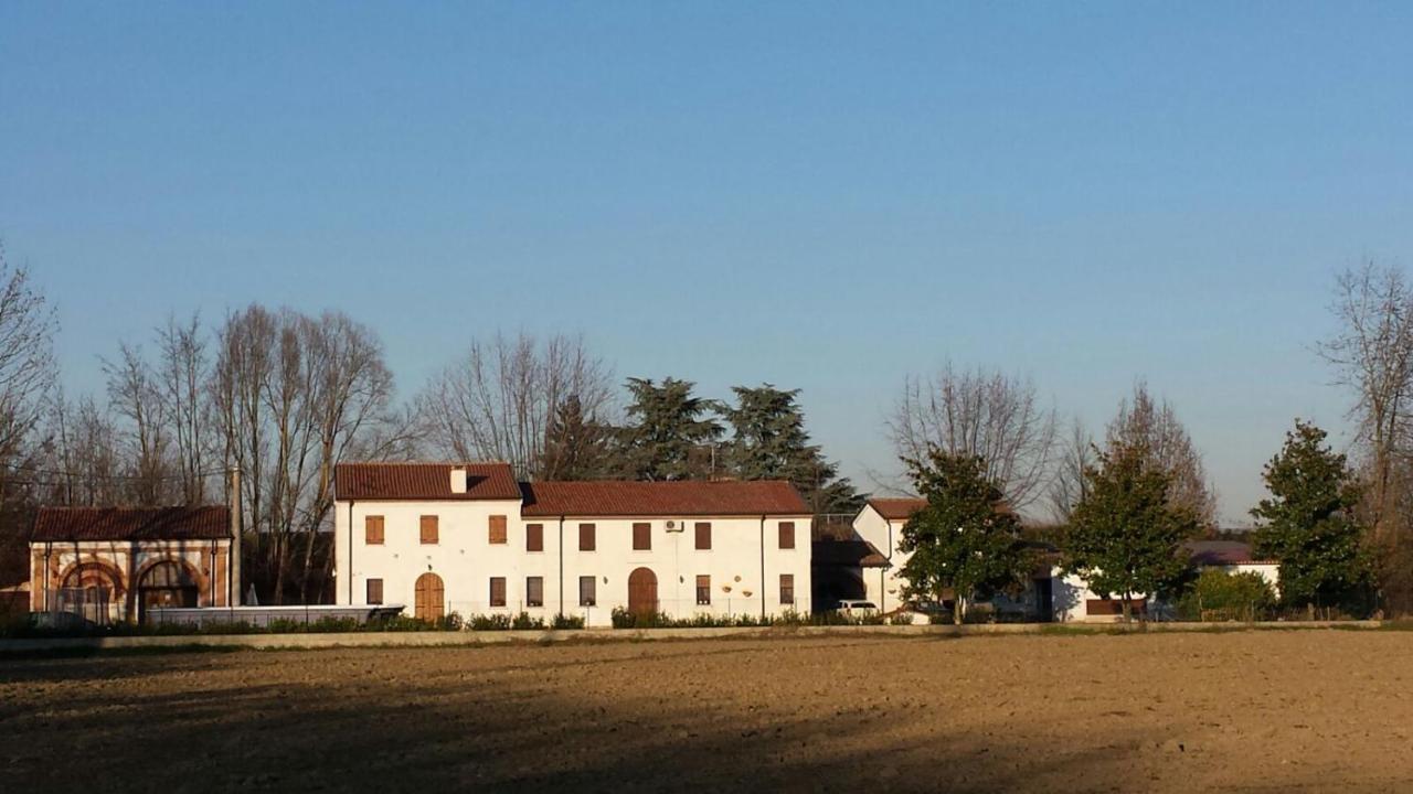 Roncoferraro La Casa Delle Rondini B&B 외부 사진