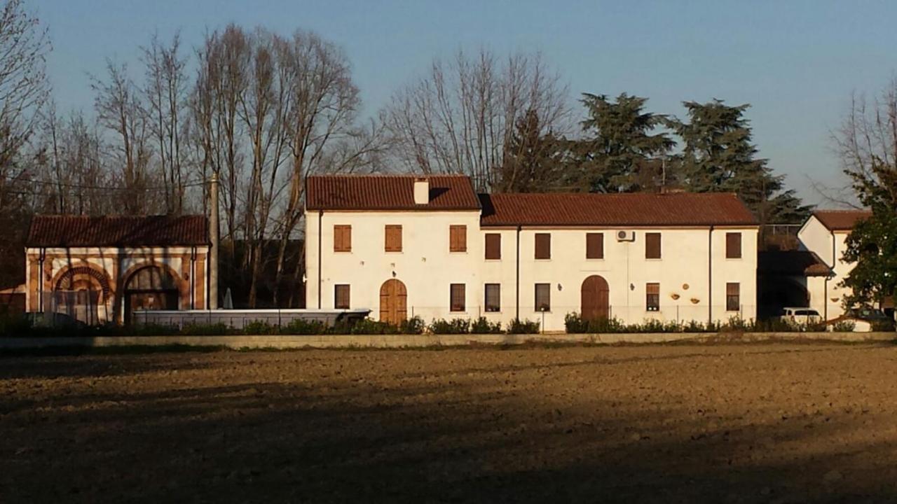 Roncoferraro La Casa Delle Rondini B&B 외부 사진