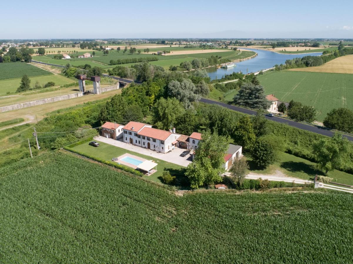 Roncoferraro La Casa Delle Rondini B&B 외부 사진